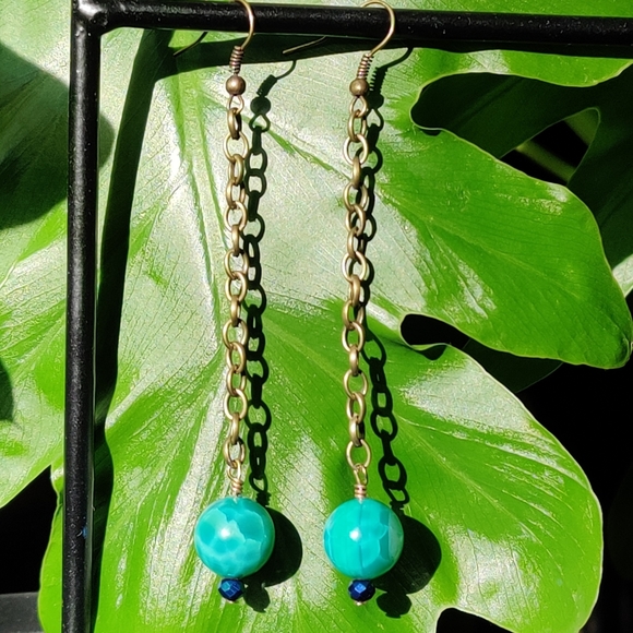 Hand Crafted Jewelry - Agate Gemstone Bead with Sparkly Bead Dangly Earrings